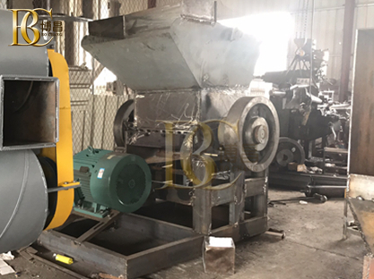 在塑料破碎機價格這場戰(zhàn)役中到底誰輸誰贏？